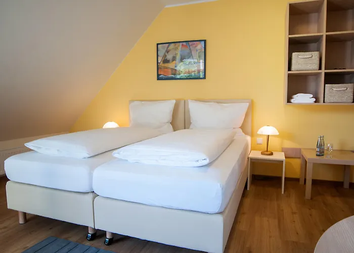 ホテル Elbblick Garni 3*